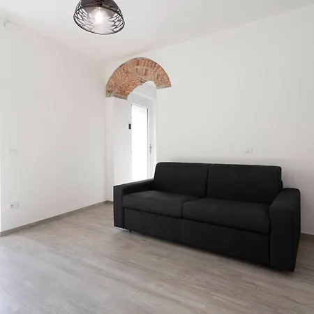 Risorgimento アパート ノヴァーラ