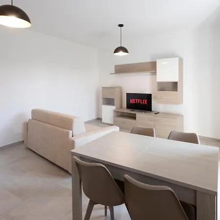 Risorgimento アパート ノヴァーラ