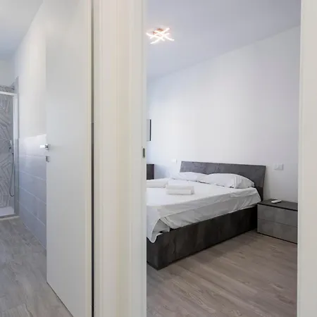 Risorgimento アパート ノヴァーラ